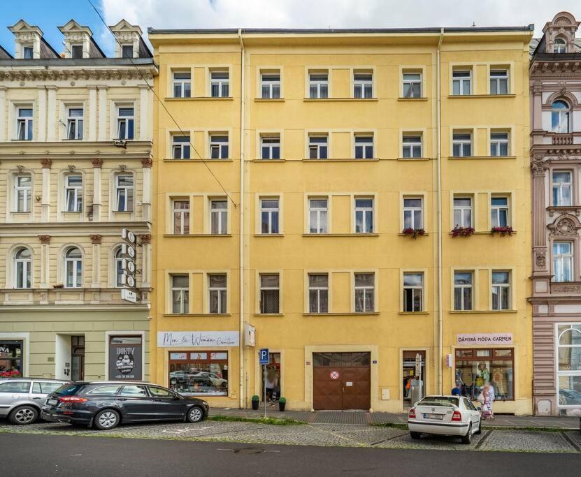 Albion Karlsbad